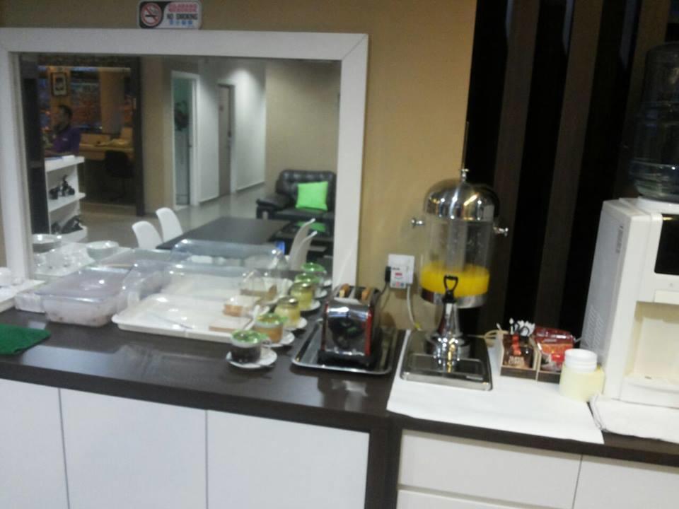 סיטיאוון Radiant Hotel מראה חיצוני תמונה